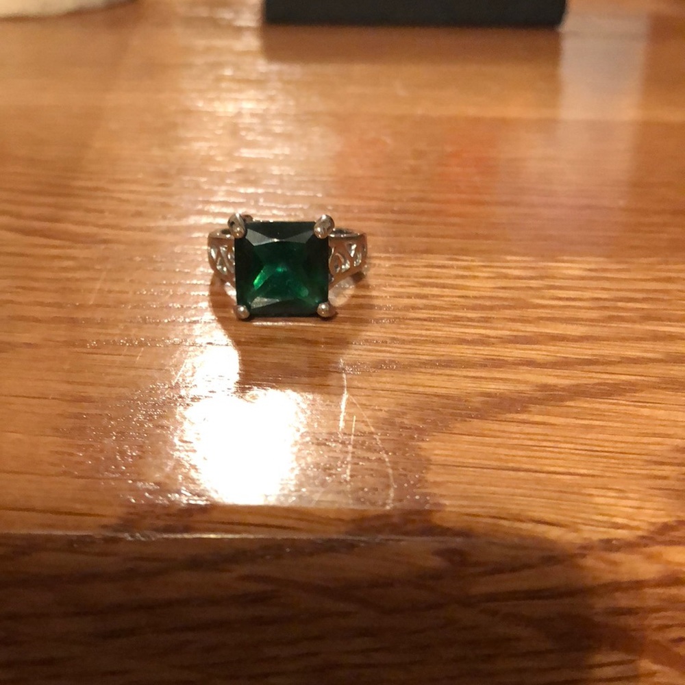 Emerald ring, size 8-8.5